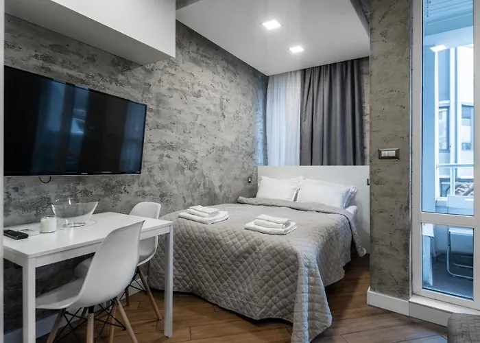 Luxury Studio Silver