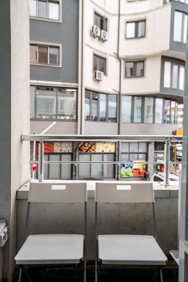 Apartment Luxury Silver